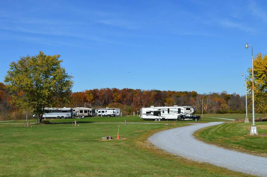 Nahkeeta Campsite LLC | 1435 Charles Town Rd, Martinsburg, WV 25405, USA | Phone: (304) 263-5382