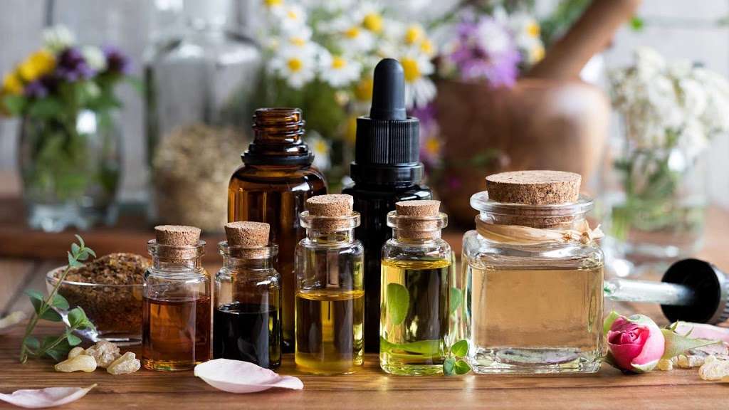 Holistic121 | Suite 2, 20 Broad Acres, Hatfield AL10 9LD, UK | Phone: 07968 217483