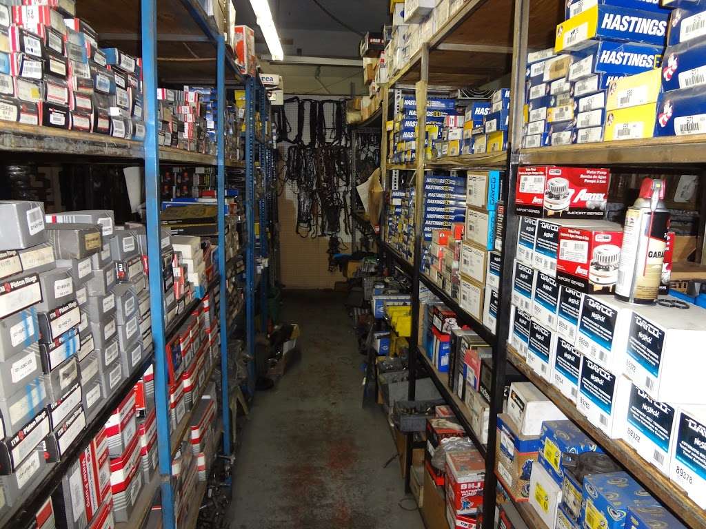 Carlos Auto Parts & Bench | 6700 Somerset Blvd, Paramount, CA 90723 | Phone: (562) 529-6053