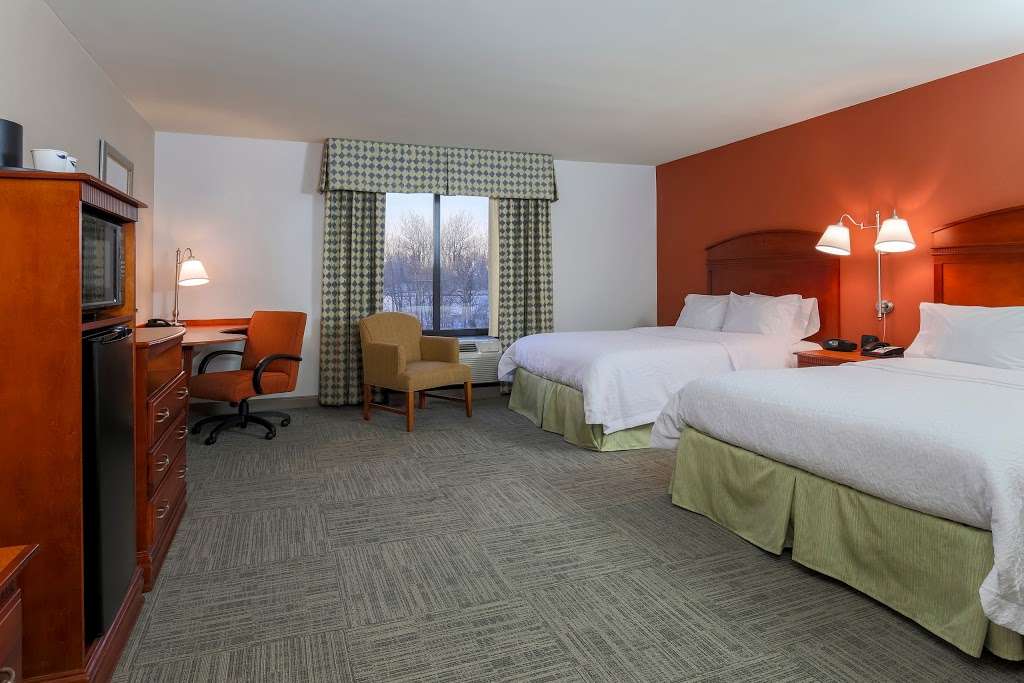 Hampton Inn & Suites Providence/Smithfield | 945 Douglas Pike, Smithfield, RI 02917, USA | Phone: (401) 232-9200