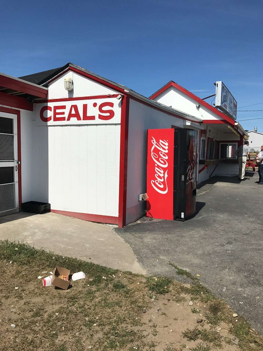 Ceals Clam Stand | 54 River St, Seabrook, NH 03874, USA | Phone: (603) 474-3150