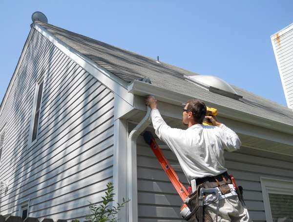 Cardinal Roofing Company LLC | 2828 75th St, Woodridge, IL 60517 | Phone: (847) 558-1539