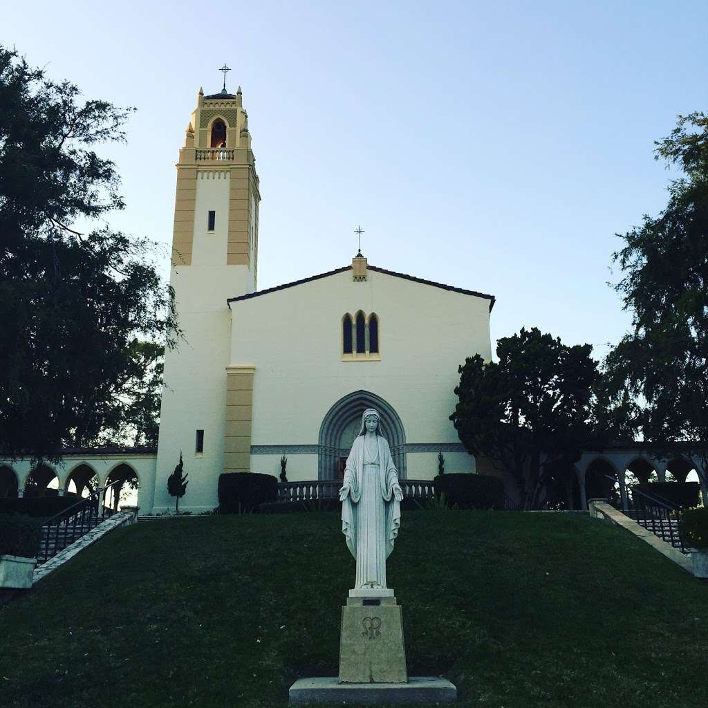 Mary Chapel | Los Angeles, CA 90049
