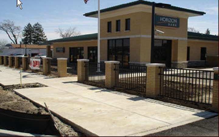 Northwest Indiana Fence Co | 1758 W Lincolnway, Valparaiso, IN 46385, USA | Phone: (219) 464-4207