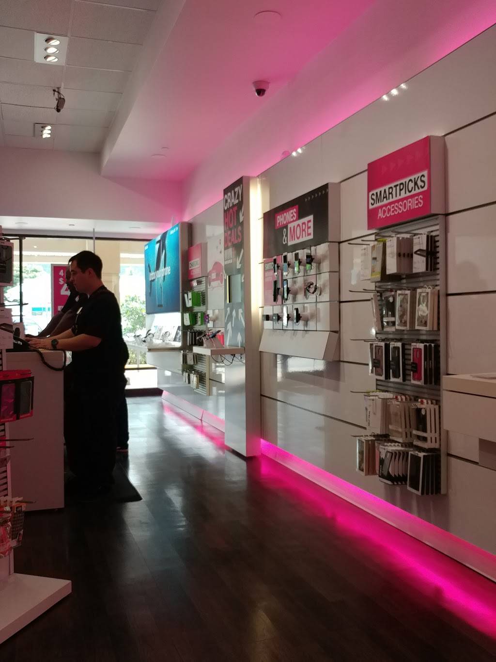 T-Mobile | 46-047 Kamehameha Hwy #E5, Kaneohe, HI 96744, USA | Phone: (808) 234-1397