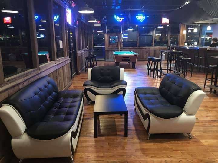 Fuzion Bar & Lounge - restaurant  | Photo 7 of 10 | Address: 6915 Spencer Hwy #103, Pasadena, TX 77505, USA | Phone: (832) 780-0906