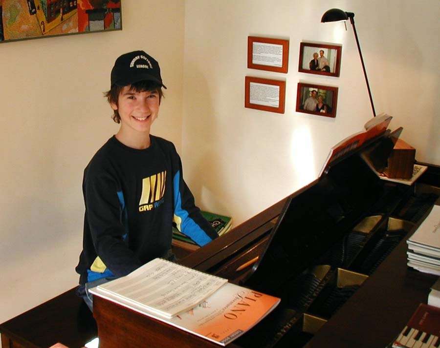 Lafayette Piano Lessons, Laura Ponti Piano Instructor | 17 Ellis Ct, Pleasant Hill, CA 94523, USA | Phone: (925) 935-1797