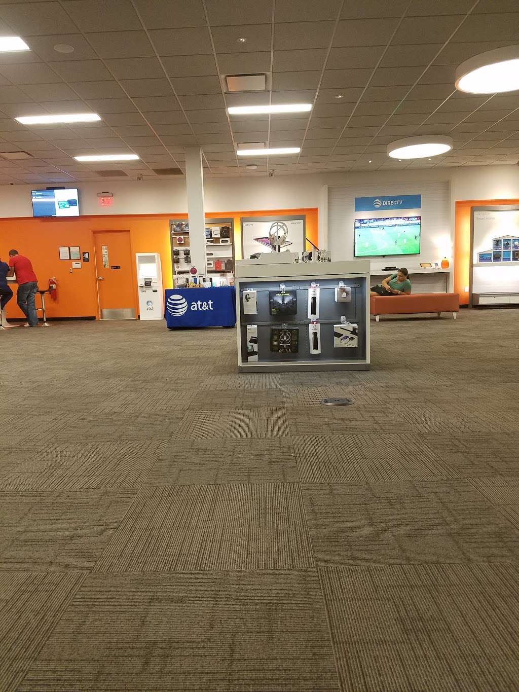 AT&T Store | 11380 Pines Blvd, Pembroke Pines, FL 33026, USA | Phone: (954) 430-7052