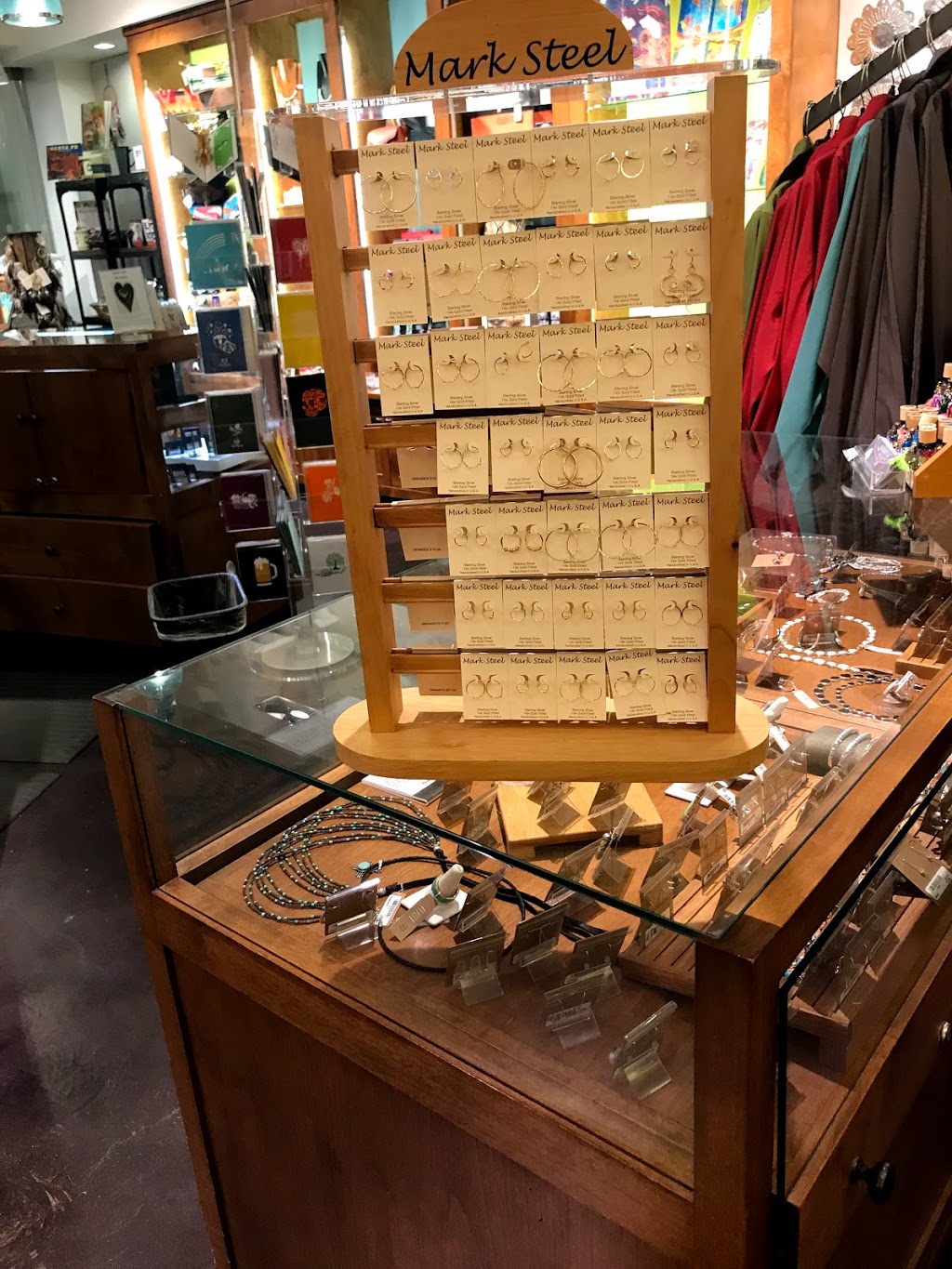 Earth Spirit | 2200 Sunport Blvd, Albuquerque, NM 87106, USA | Phone: (505) 242-7774