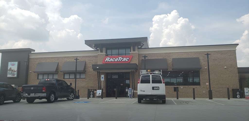 RaceTrac | 3955 Grapevine Mills Pkwy, Grapevine, TX 76051, USA | Phone: (214) 285-9165