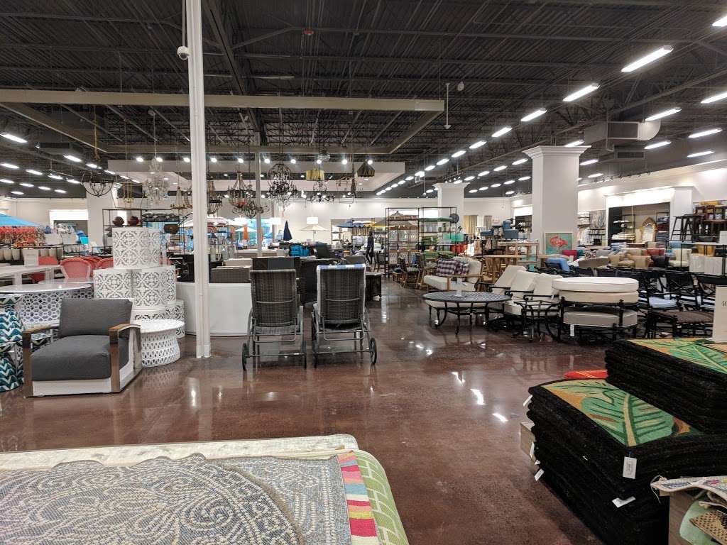 amazon outlet store charlotte nc
