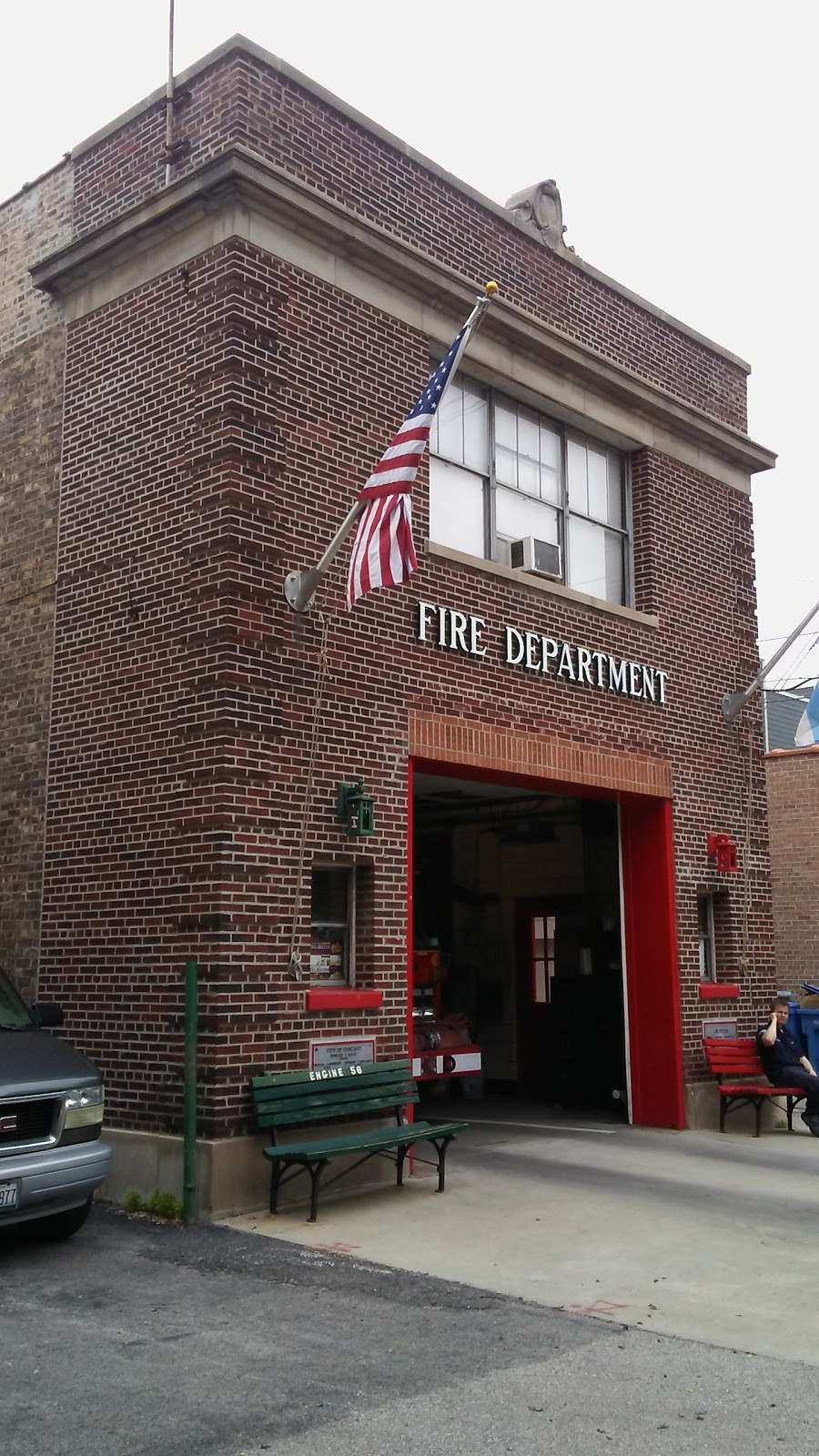 Chicago Fire Department Station 56 | 2214 W Barry Ave, Chicago, IL 60618, USA | Phone: (312) 745-3705