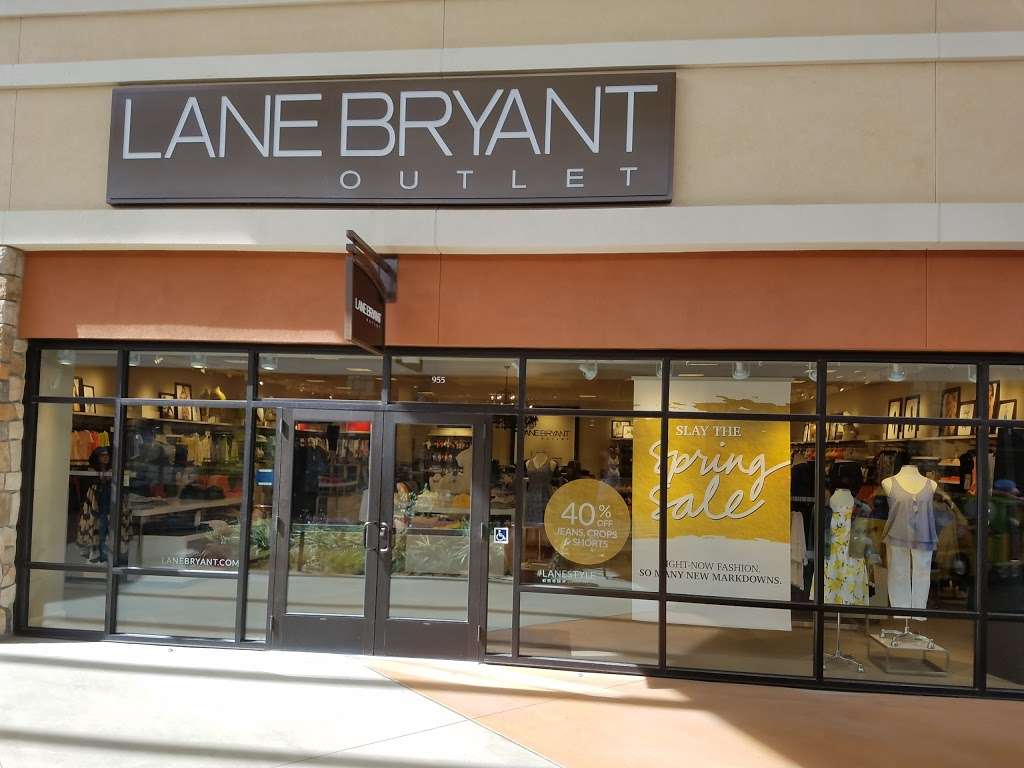 Lane Bryant Outlet | 5701 Outlets at Tejon Pkwy, Arvin, CA 93203, USA | Phone: (661) 858-2483