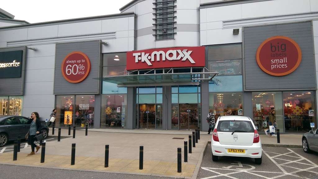 TK Maxx | Barnet Rd, London Colney, St Albans AL2 1AB, UK | Phone: 01727 826505