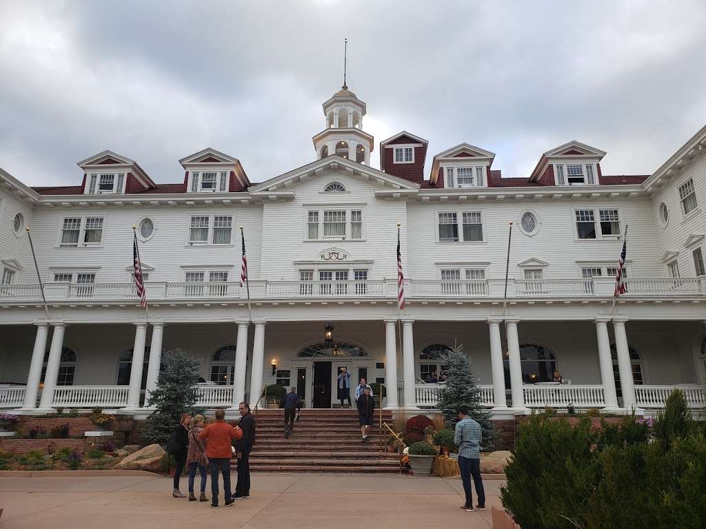 Stanley Hotel | 333 E Wonderview Ave, Estes Park, CO 80517, USA | Phone: (970) 586-3371