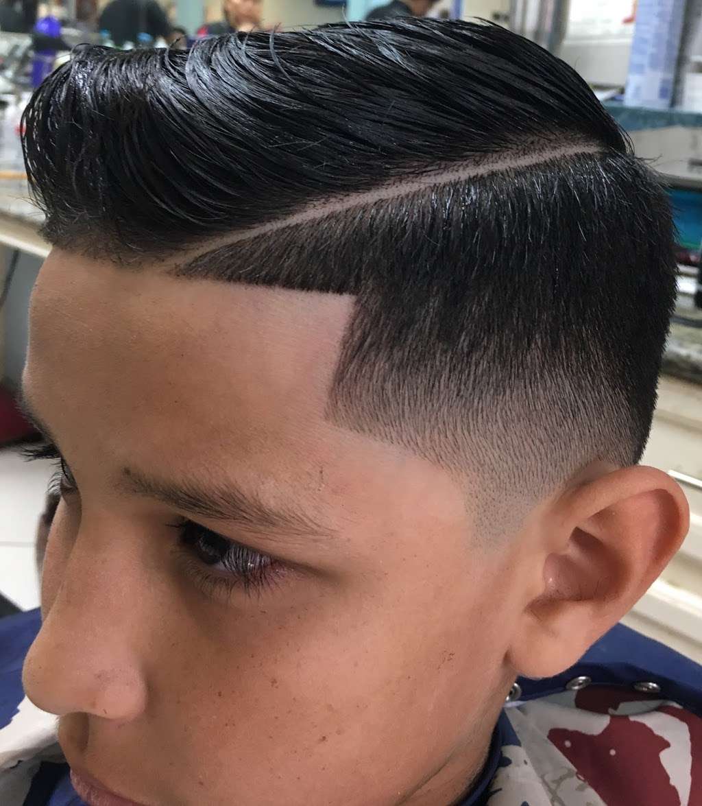 Guanajuato Barber Shop #1 | 4428, 6500 Harrisburg Blvd, Houston, TX 77011, USA | Phone: (713) 923-3024