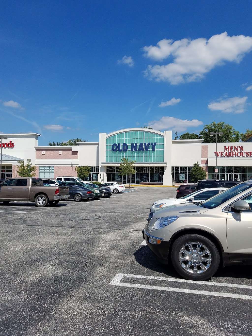 Old Navy | 1557 Almonesson Rd, Deptford Township, NJ 08096, USA | Phone: (856) 374-3089