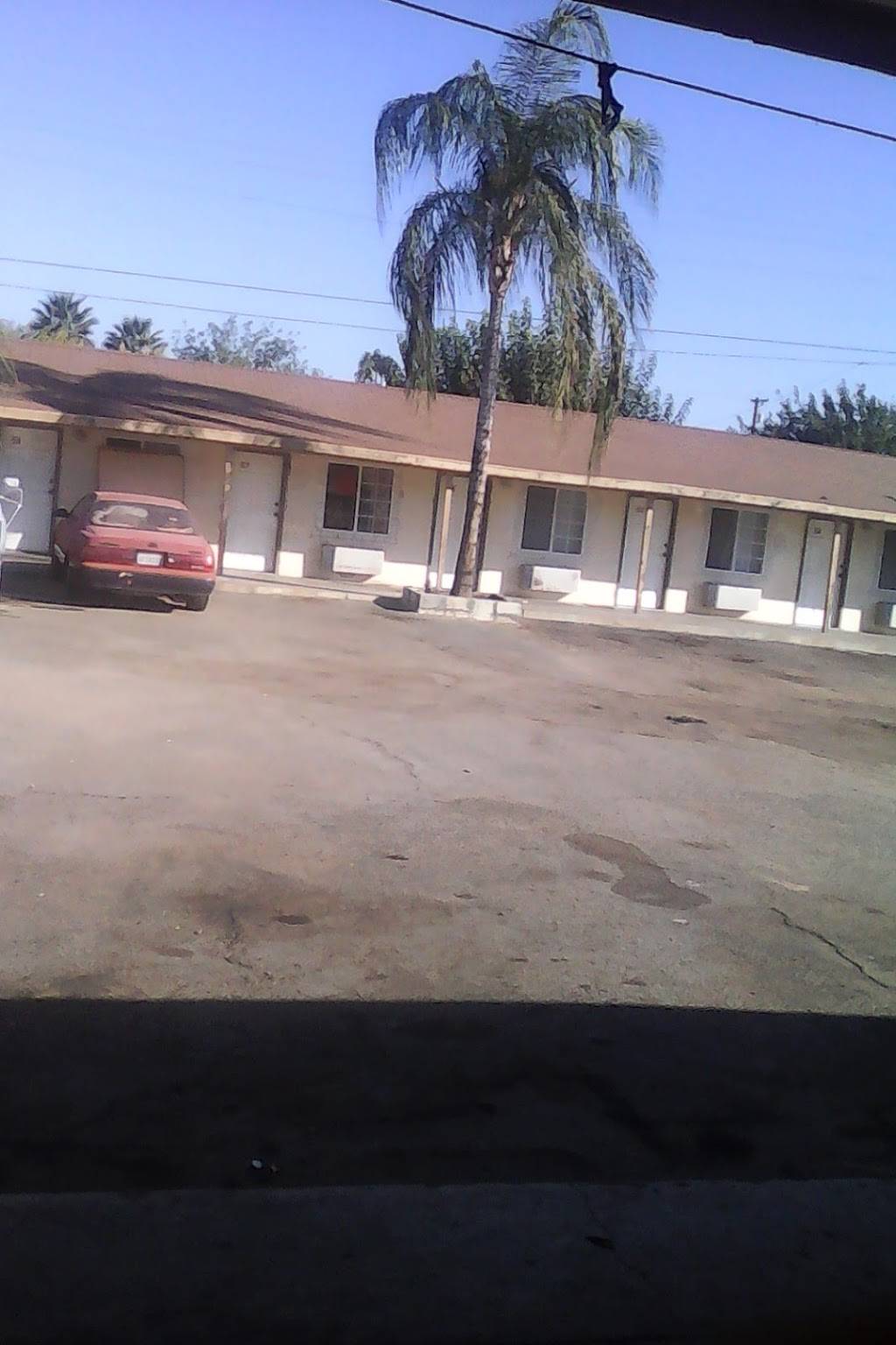 Plaza Motel | 711 Union Ave, Bakersfield, CA 93307, USA | Phone: (661) 325-5831