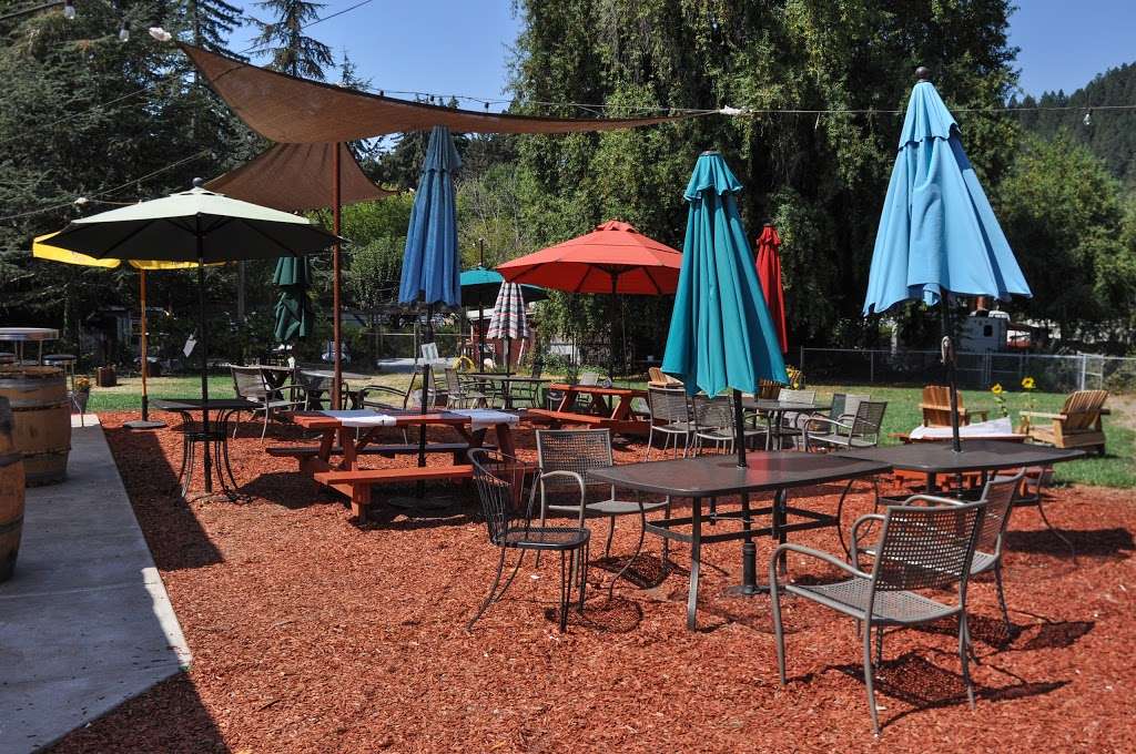 Russian River Pub | 11829 River Rd, Forestville, CA 95436, USA | Phone: (707) 887-7932