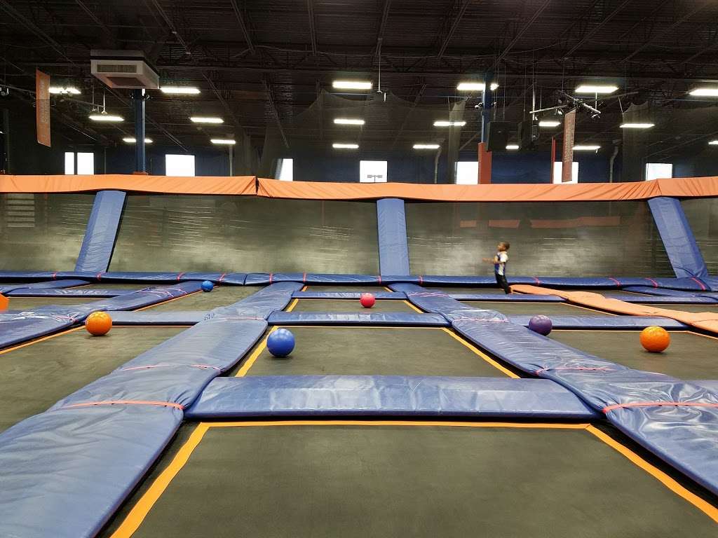 Sky Zone Trampoline Park | 12114 Insurance Way, Hagerstown, MD 21740 | Phone: (301) 420-5867