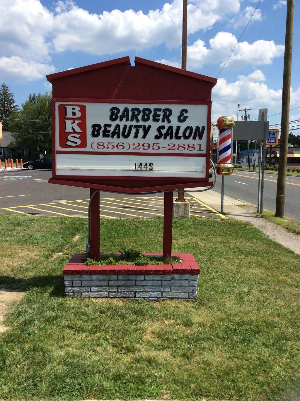 BKS Barber Shop & Beauty Salon | 144 S White Horse Pike, Somerdale, NJ 08083, USA | Phone: (856) 783-8444