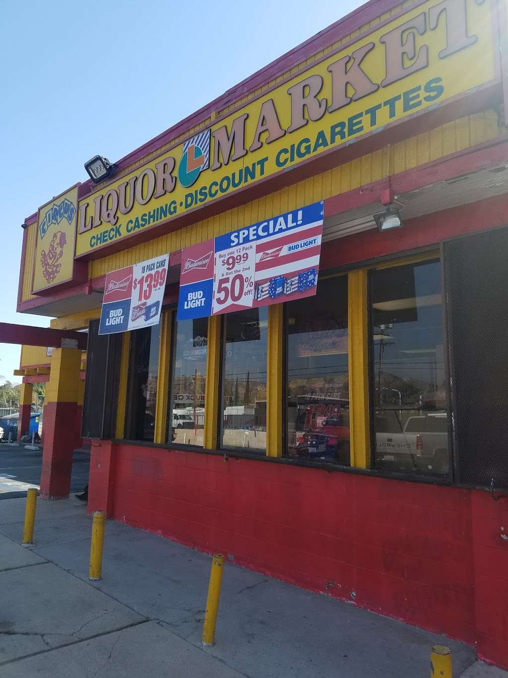 Circus Liquor market deli | 13130 Foothill Blvd, Sylmar, CA 91342, USA | Phone: (818) 365-0802