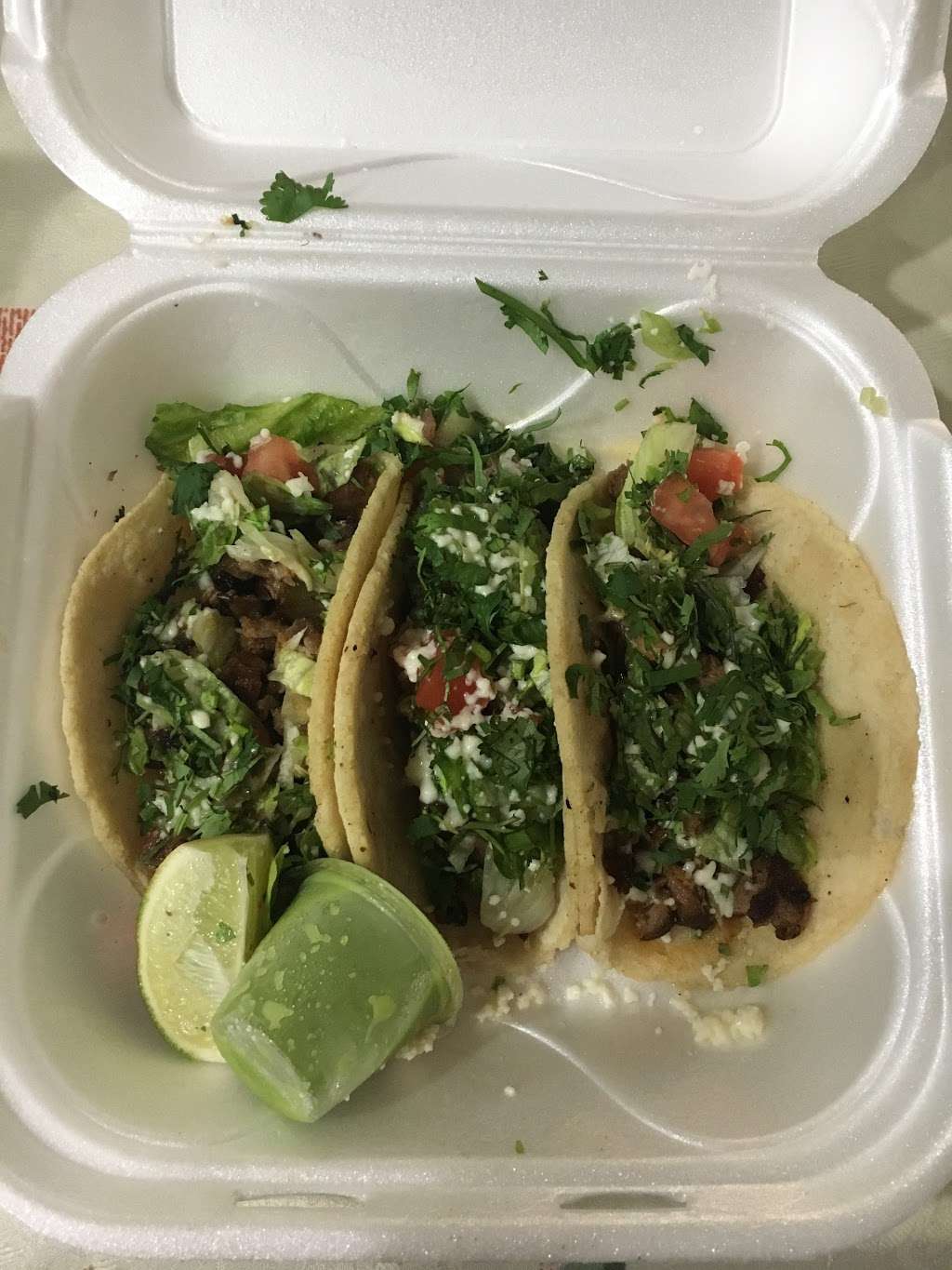 Tacos Y Antojitos Emanuel | 4015 Broadway Ave, West Palm Beach, FL 33407, USA | Phone: (561) 797-5711