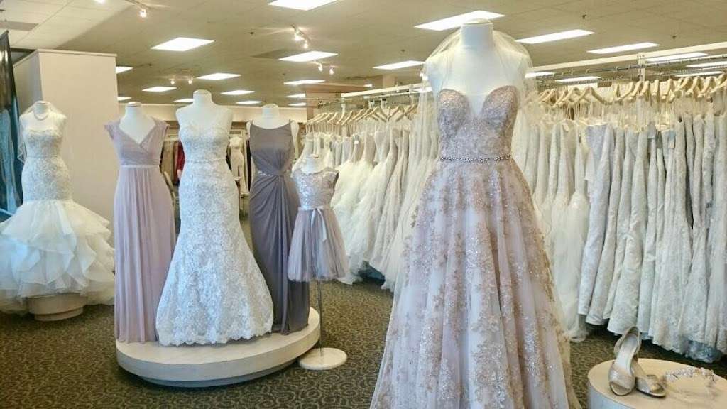 Davids Bridal | 16900-CW, Bluemound Rd, Brookfield, WI 53005, USA | Phone: (262) 782-9199