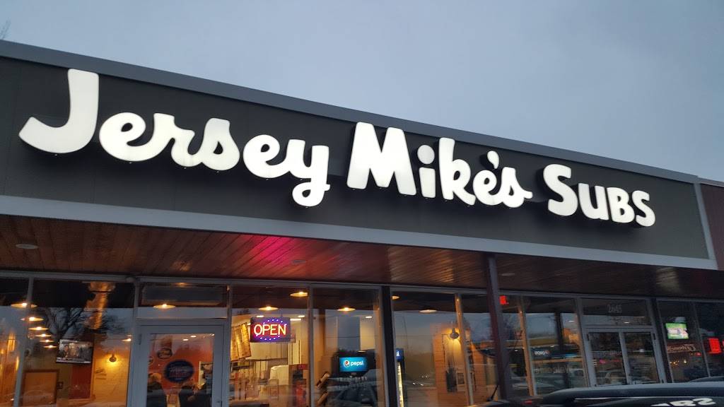 Jersey Mikes Subs | 2645 White Bear Ave N, Maplewood, MN 55109, USA | Phone: (651) 493-8363