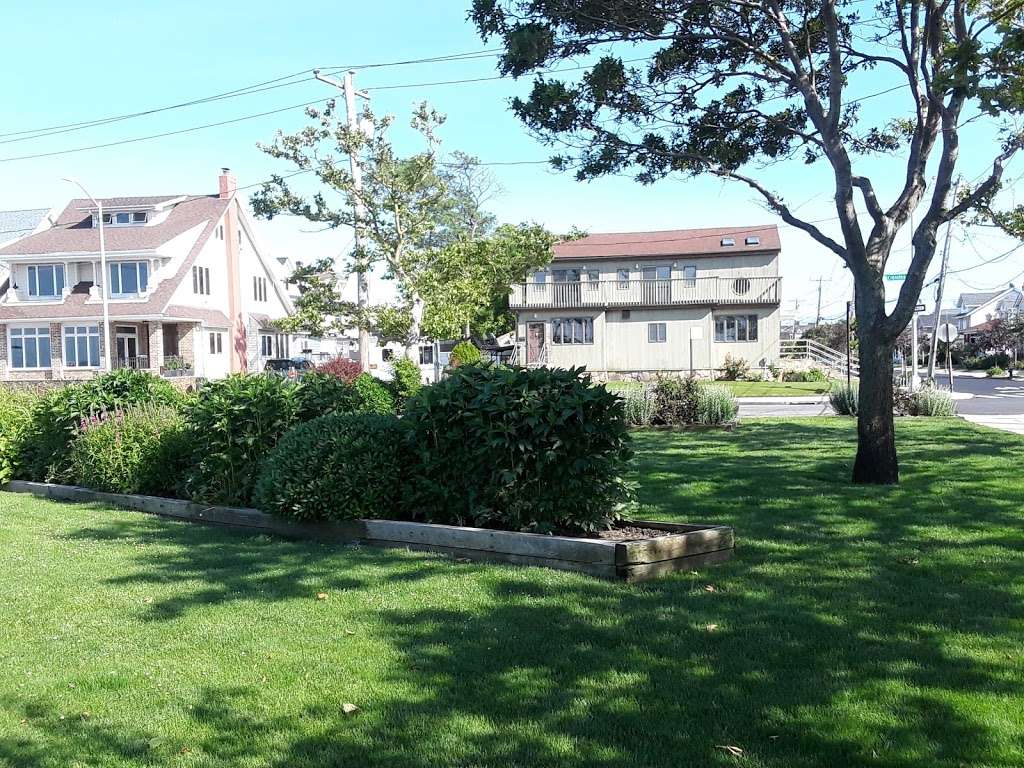 Parque PATRICA A Brackler | Unnamed Road, Neponsit, NY 11694, USA