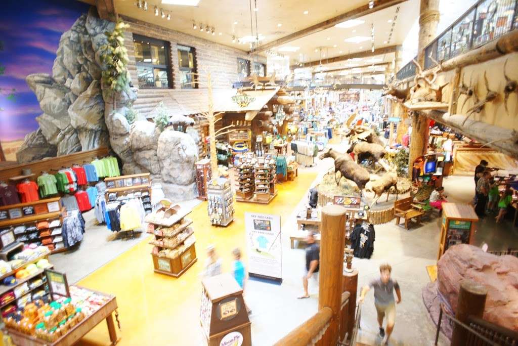 Bass Pro Shops | 8200 Dean Martin Dr, Las Vegas, NV 89139 | Phone: (702) 730-5200