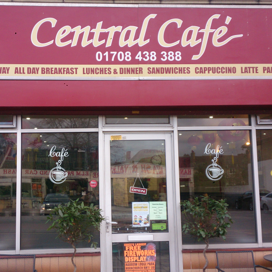 Central Cafè | 3 Broadway Parade, Hornchurch RM12 4RS, UK | Phone: 01708 438388