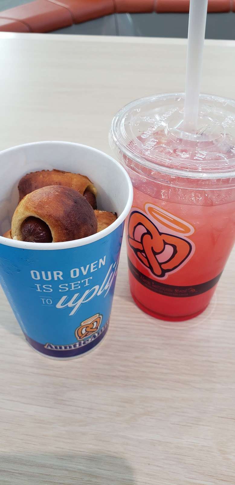 Auntie Annes | 8500 Peña Blvd, Denver, CO 80249, USA | Phone: (720) 325-2997