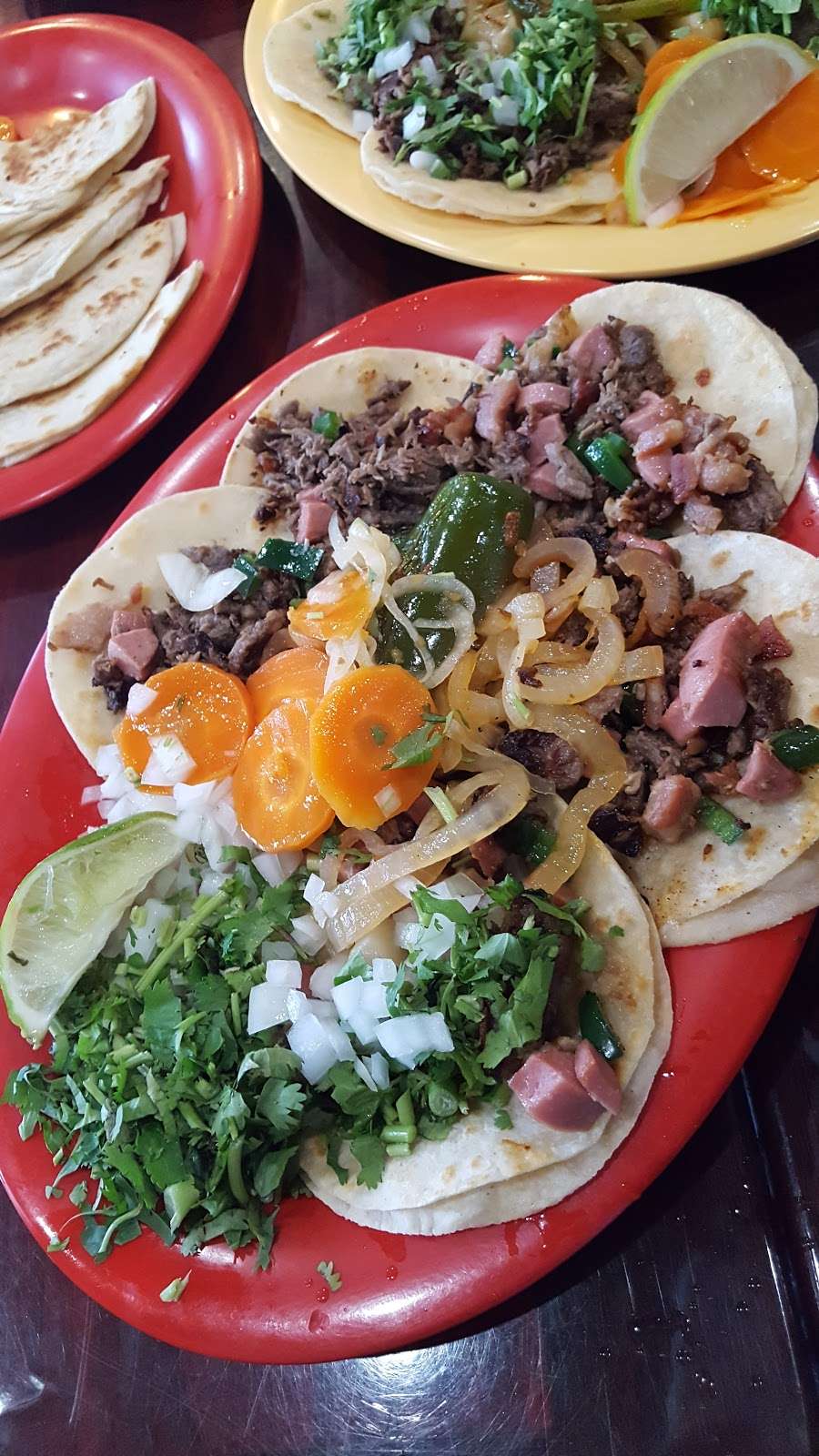 Tacos Y Tortas Adrian | 416 Waller Ave, Brookshire, TX 77423, USA | Phone: (281) 934-2909