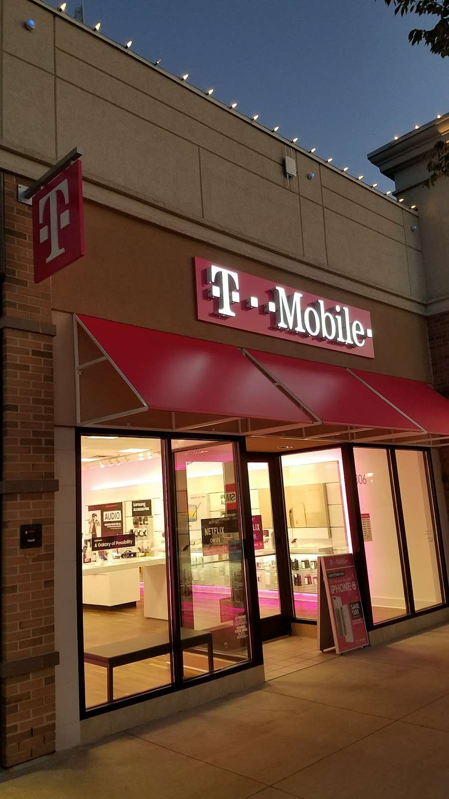 T-Mobile | 2845 Center Valley Pkwy Suite 806, Center Valley, PA 18034 | Phone: (610) 841-5127