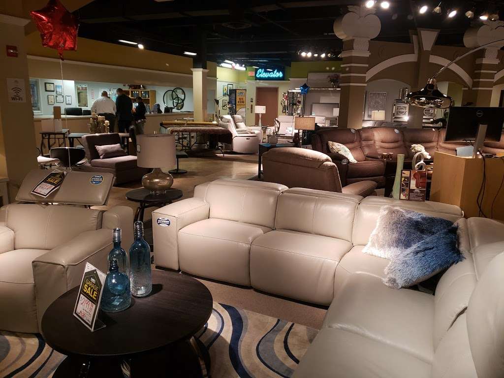 Kanes Furniture - Ocoee | 9775 W Colonial Dr, Ocoee, FL 34761 | Phone: (407) 521-1905