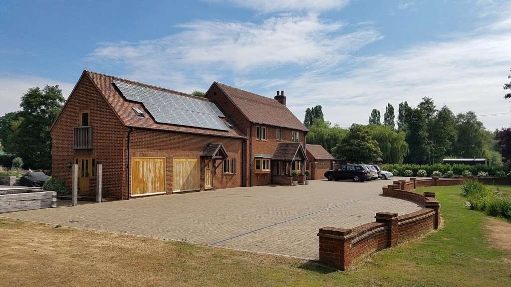 The Meadow Barn at Tewin Bury Farm Hotel | Hertford Road, Tewin, Nr Welwyn AL6 0JB, UK | Phone: 01438 717793