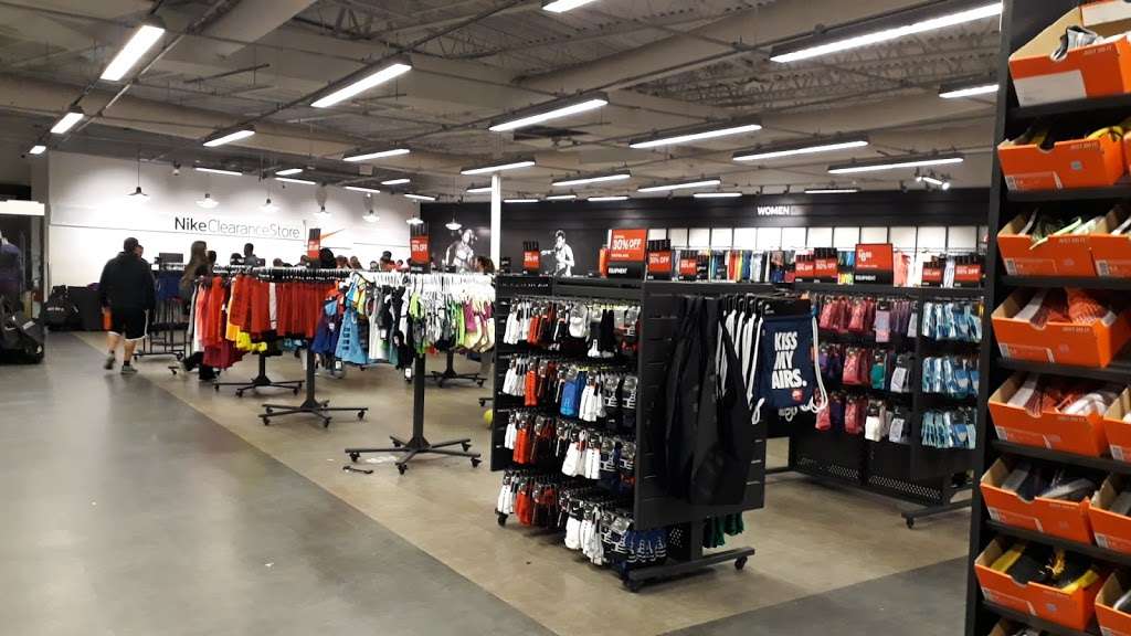 nike store international drive