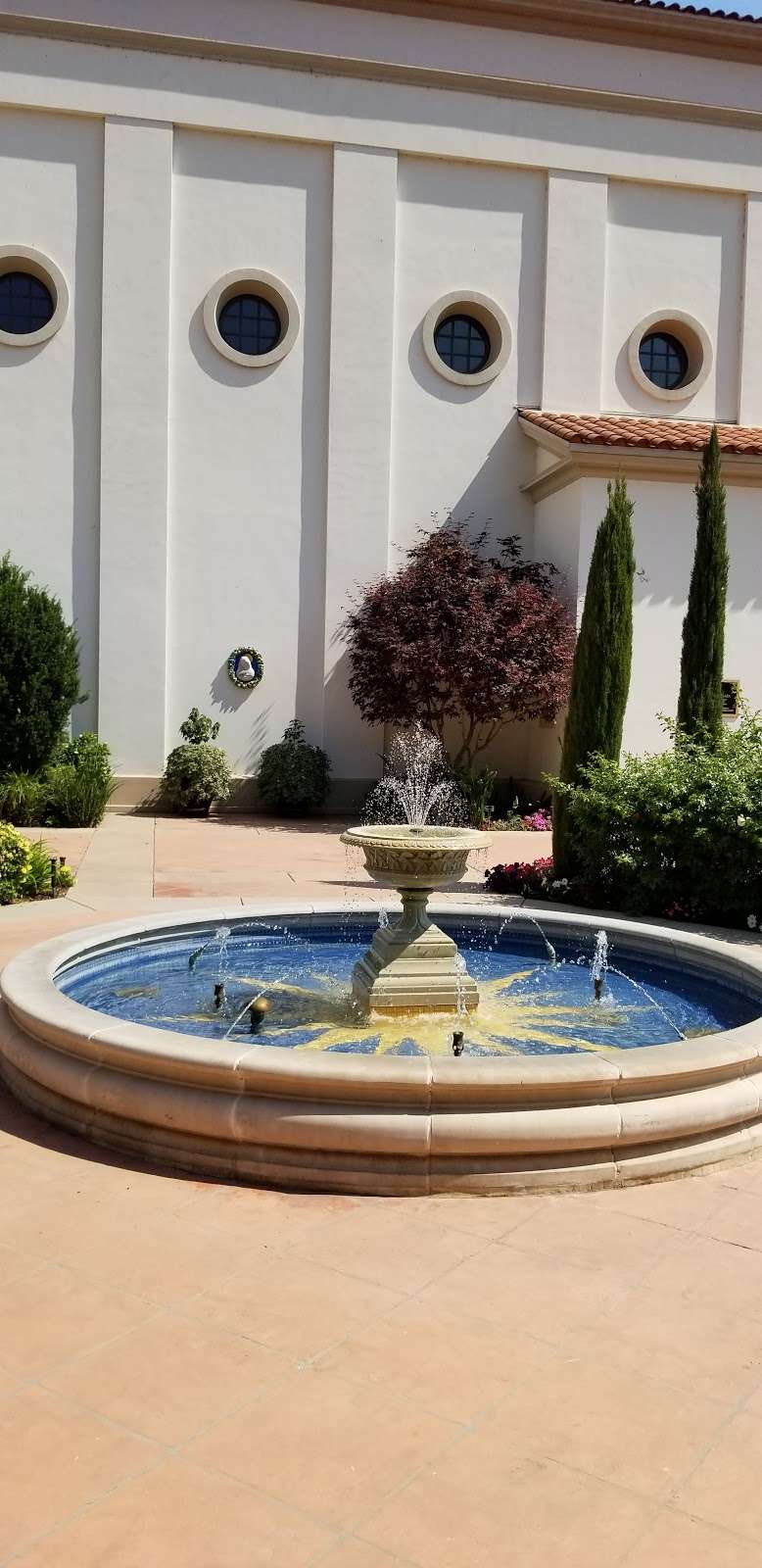 Chapel of Our Lady of the Most Holy Trinity | Santa Paula, CA 93060 | Phone: (805) 525-4417