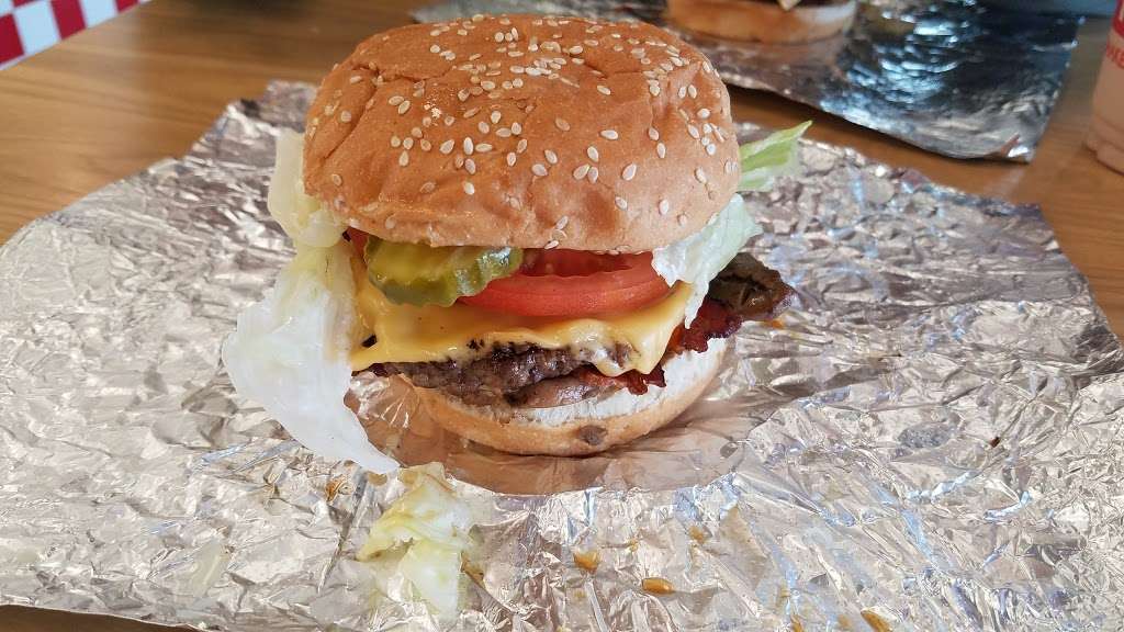 Five Guys | 8901 Apollo Way, Downey, CA 90242, USA | Phone: (562) 803-5702