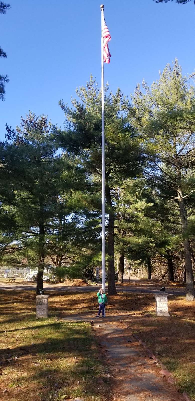 Pole Hill Park / Blueberry Hill Conservation area parking, Gibbsboro ...