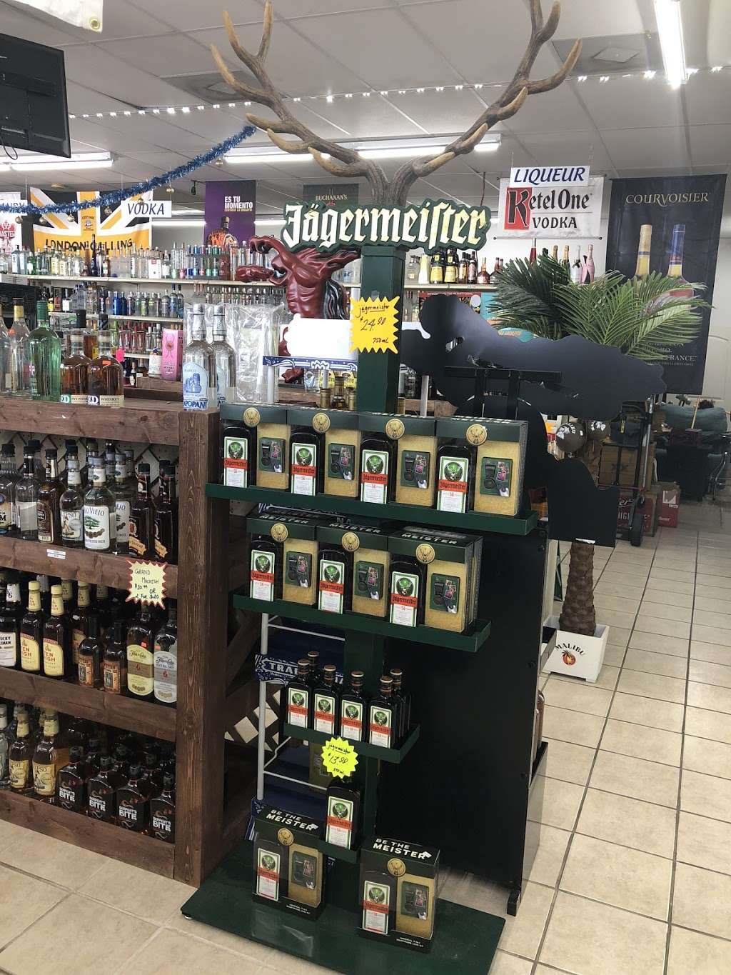 Five Palms Liquor | 6010 Old Pearsall Rd, San Antonio, TX 78242 | Phone: (210) 623-4882