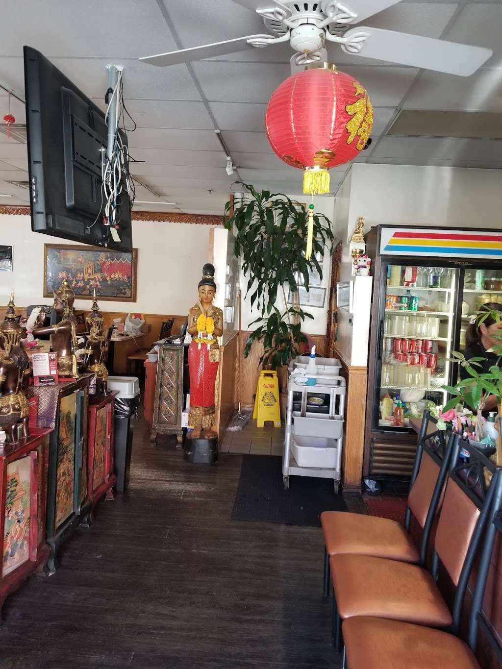 Thai Paradise | 909 W Las Tunas Dr, San Gabriel, CA 91776, USA | Phone: (626) 570-8887