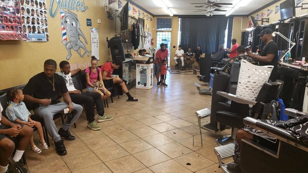 cutties barber shop | 1636 E Southern Ave, Phoenix, AZ 85042, USA | Phone: (602) 715-2586