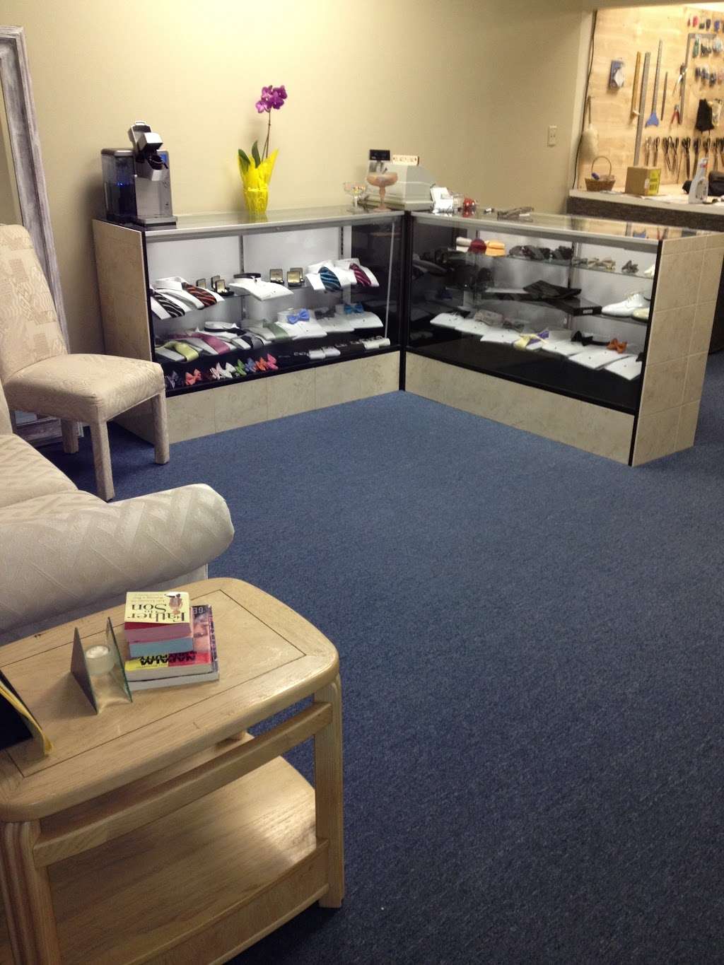 Ninos Tailoring, Tuxedos & Dry Cleaning | 108 White Horse Rd E, Voorhees Township, NJ 08043, USA | Phone: (856) 770-0287 Ninos Tailoring, Tuxedos & Dry Cleaning | 108 White Horse Rd E, Voorhees Township, NJ 08043, USA | Phone: (856) 770-0287