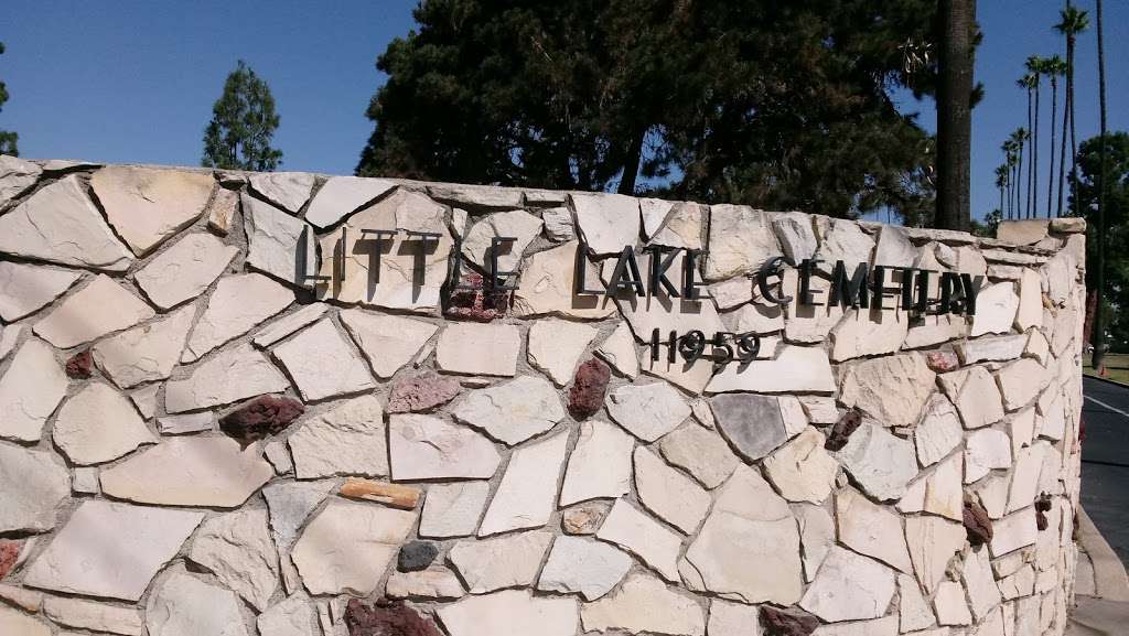Little Lake Cemetery | 11959 Lakeland Rd, Santa Fe Springs, CA 90670, United States | Phone: (562) 944-6818