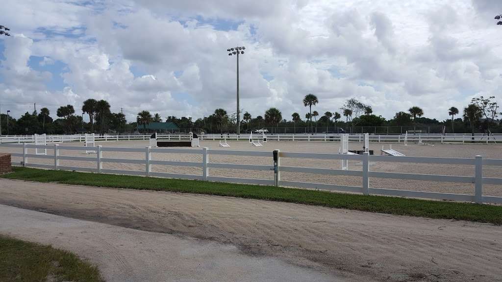 Plantation Equestrian Center | 1451 NW 118th Ave, Plantation, FL 33323, USA | Phone: (954) 476-4316