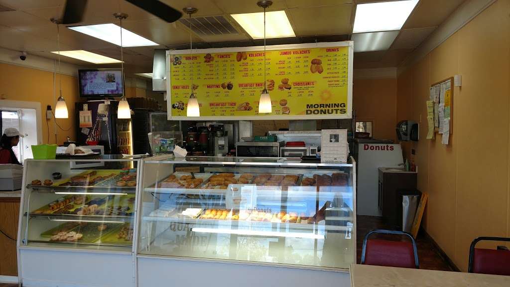 Morning Donuts | 301 W Edgewood Dr, Friendswood, TX 77546, USA | Phone: (281) 482-3455