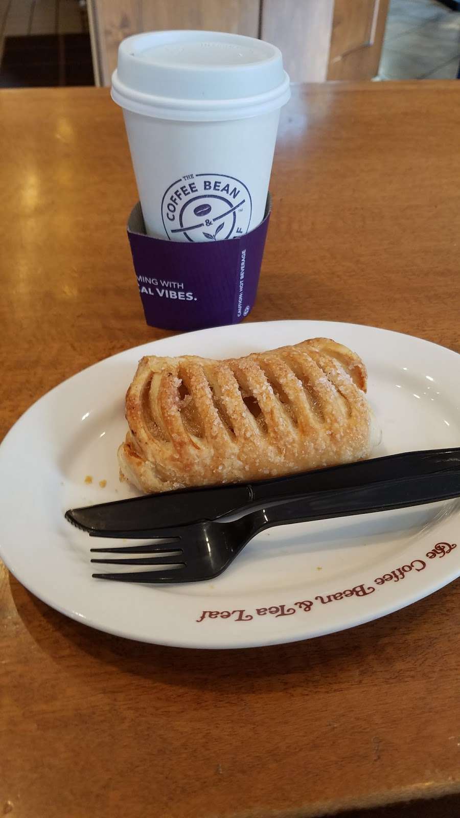 The Coffee Bean & Tea Leaf | 7915 Sunset Blvd, Los Angeles, CA 90046 | Phone: (323) 851-8392