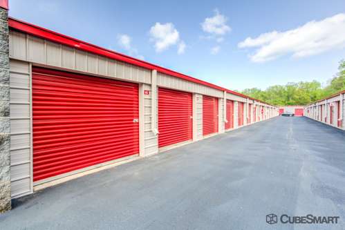 CubeSmart Self Storage | 10921 Bailey Rd, Cornelius, NC 28031, USA | Phone: (704) 987-5077